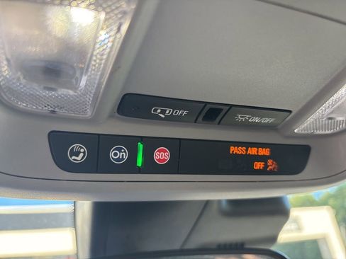 Used 2023 Chevrolet Malibu LT FWD image 23