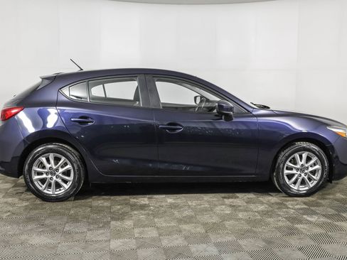 Used 2017 MAZDA MAZDA3 Sport image 12