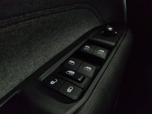 Used 2022 Jeep Compass Latitude AWD/4WD image 27