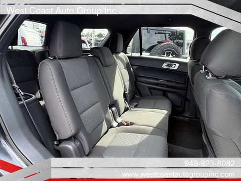 Used 2015 Ford Explorer XLT AWD/4WD image 11