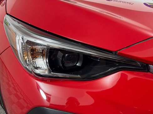 Certified 2025 Subaru Crosstrek 2.0i Premium image 2