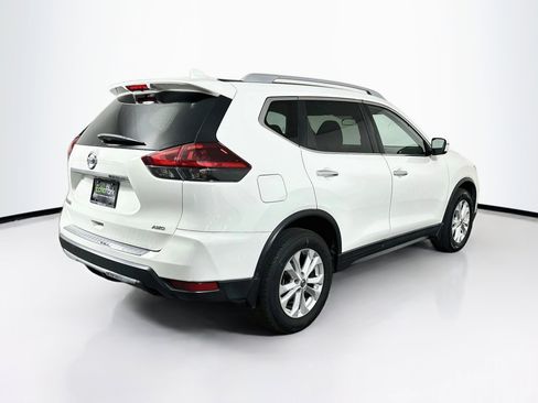 Used 2018 Nissan Rogue S w/ S Value Package AWD/4WD image 9
