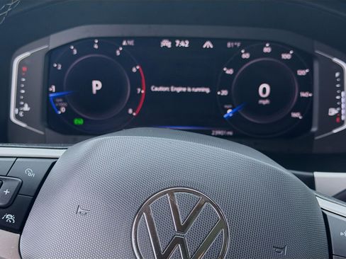 Used 2023 Volkswagen Atlas SEL AWD/4WD image 11