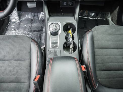 Used 2022 Ford Escape SEL w/ SEL Stealth AWD Package image 30