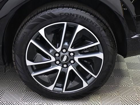 Certified 2025 Cadillac Optiq Sport 1 AWD/4WD image 20