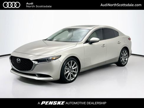 Used 2022 MAZDA MAZDA3 s image 1