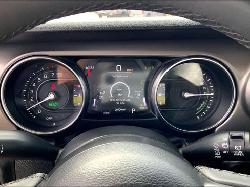 Certified 2023 Jeep Wrangler Unlimited w/ 8.4" Radio Group AWD/4WD image 22