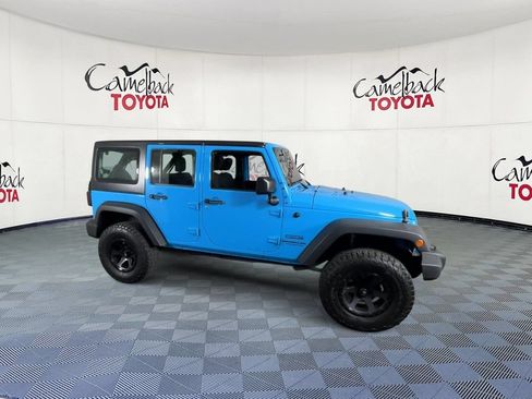 Used 2017 Jeep Wrangler Unlimited Sport w/ Connectivity Group AWD/4WD image 2