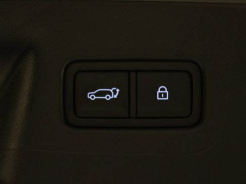 Certified 2026 Hyundai Santa Fe Limited FWD image 18