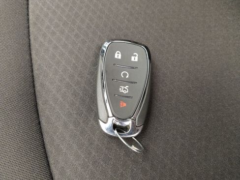 Used 2022 Chevrolet Malibu LT FWD image 32