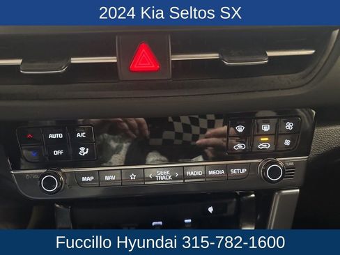 Used 2024 Kia Seltos SX image 22