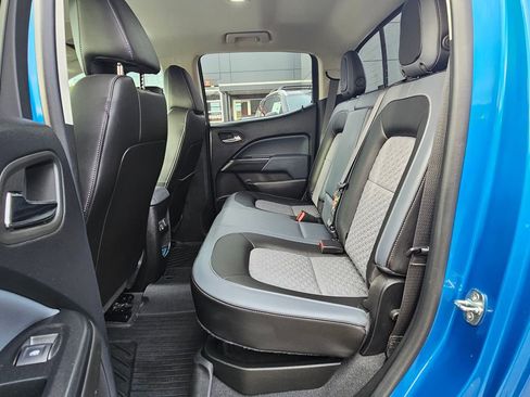 Used 2022 Chevrolet Colorado Z71 w/ Safety Package image 15
