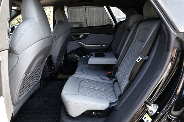 Certified 2024 Audi SQ8 Prestige AWD/4WD image 25