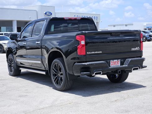 New 2026 Chevrolet Silverado 1500 High Country AWD/4WD image 4