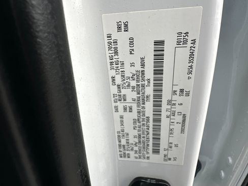 Certified 2022 Ford F150 XLT w/ Equipment Group 302A High image 28