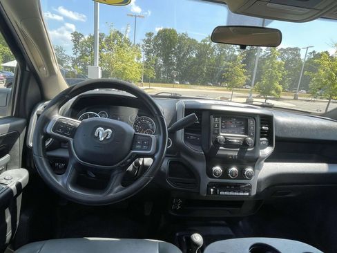 Used 2020 RAM 3500 Tradesman w/ Chrome Appearance Group image 15