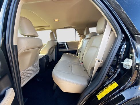 Used 2020 Toyota 4Runner Limited image 20