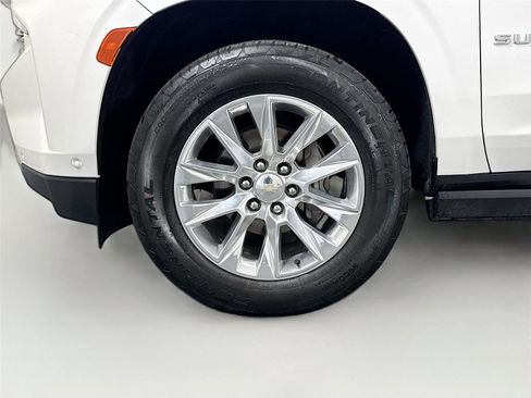 Used 2024 Chevrolet Suburban Premier w/ Advanced Technology Package AWD/4WD image 35