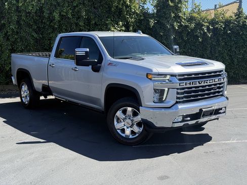 Used 2022 Chevrolet Silverado 3500 LTZ w/ LTZ Plus Package AWD/4WD image 2