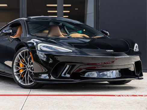 Used 2023 McLaren GT RWD image 6