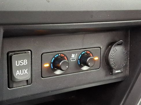 Used 2016 Toyota 4Runner Limited image 25