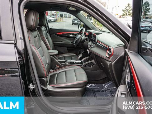 Used 2024 Chevrolet TrailBlazer RS image 24