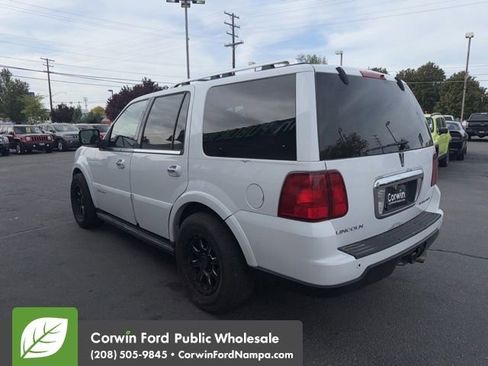 Used 2006 Lincoln Navigator Luxury AWD/4WD image 8