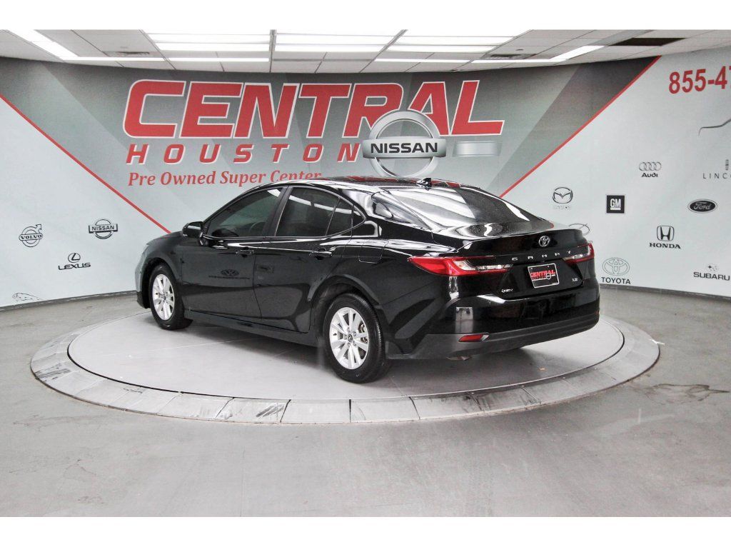 Used 2025 Toyota Camry LE FWD image 3