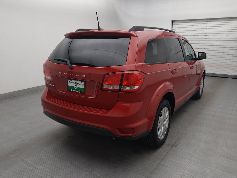 Used 2019 Dodge Journey SE w/ Connectivity Group FWD image 9