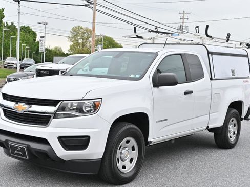 Used 2020 Chevrolet Colorado W/T w/ WT Convenience Package AWD/4WD image 4