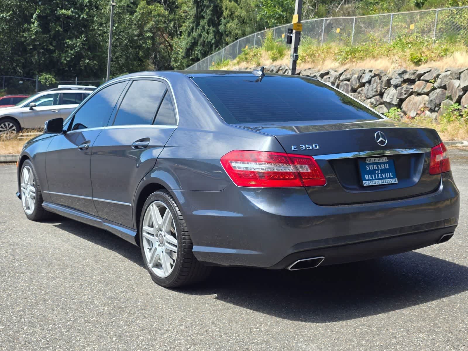 Used 2010 Mercedes-Benz E 350 Sedan image 4