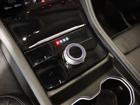 Used 2023 Jeep Grand Cherokee L Limited w/ Luxury Tech Group II image 9