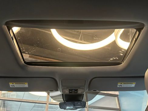 Used 2022 Honda Odyssey EX-L image 23