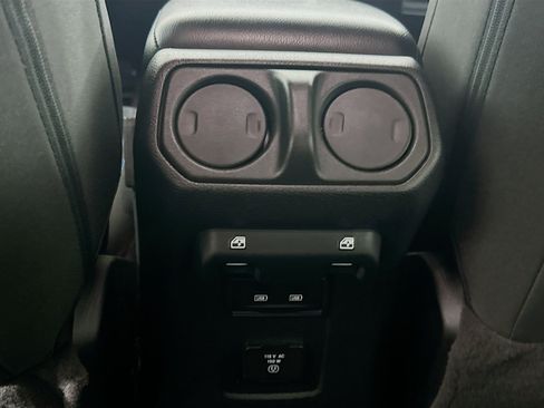 Used 2023 Jeep Wrangler Unlimited Rubicon 4xe w/ Cold Weather Group AWD/4WD image 27