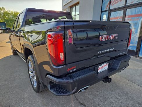 Used 2024 GMC Sierra 1500 Denali w/ Denali Reserve Package AWD/4WD image 9