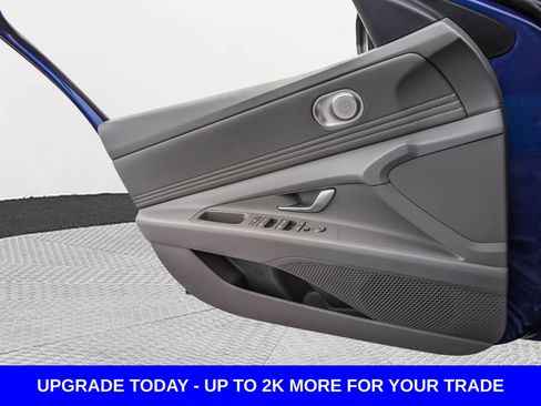 New 2025 Hyundai Elantra SEL FWD image 34