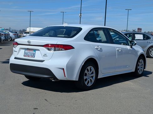 Used 2026 Toyota Corolla LE image 13