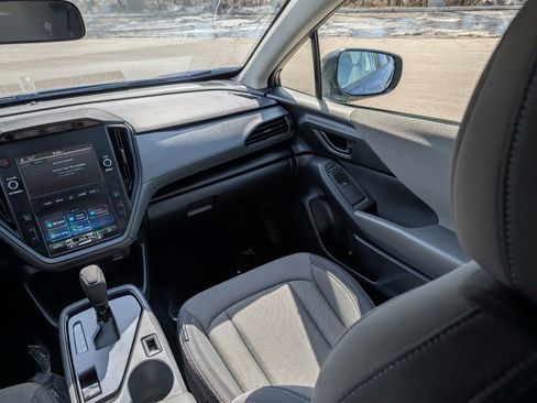 Used 2024 Subaru Crosstrek 2.0i image 11