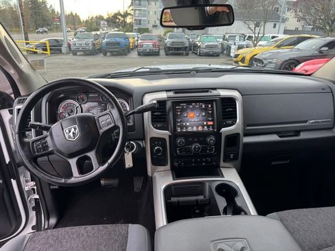 Used 2017 RAM 2500 Big Horn image 9