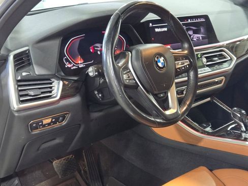 Used 2019 BMW X5 xDrive40i w/ Premium Package image 27