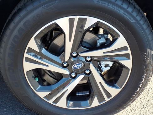 Certified 2025 Subaru Crosstrek 2.0i Premium w/ Convenience Package #2 image 11