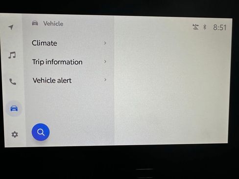 Used 2025 Toyota Sienna LE image 31