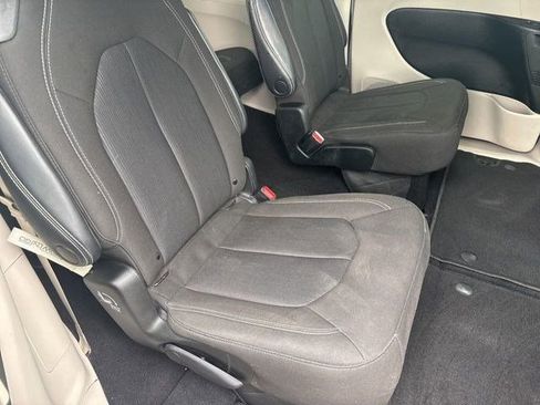 Used 2023 Chrysler Voyager LX FWD image 35