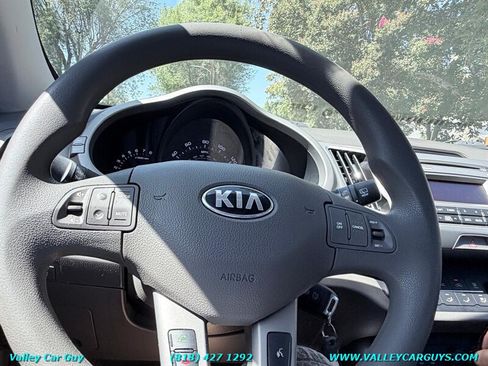 Used 2014 Kia Sportage LX AWD/4WD image 14