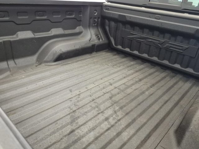 Used 2024 Chevrolet Colorado ZR2 w/ ZR2 Convenience Package III AWD/4WD image 11