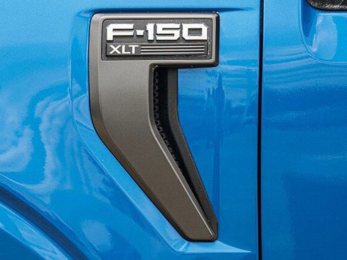 Used 2021 Ford F150 XLT w/ Equipment Group 302A High AWD/4WD image 17