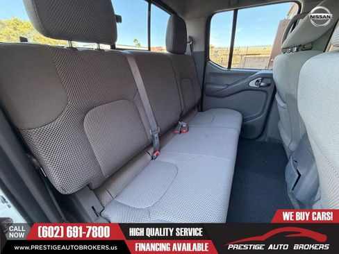 Used 2015 Nissan Frontier SV w/ SV Value Truck Package AWD/4WD image 37