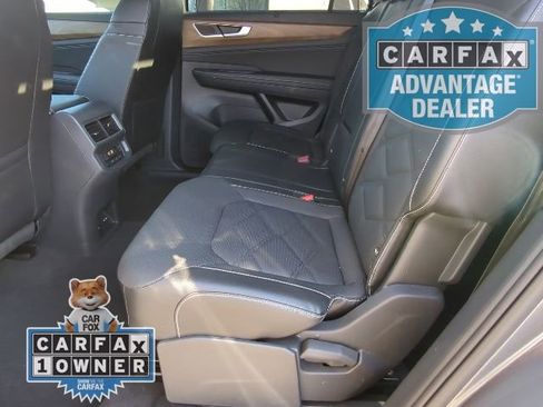 Used 2024 Volkswagen Atlas SE image 19
