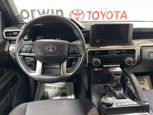 Used 2025 Toyota Tacoma SR5 image 21