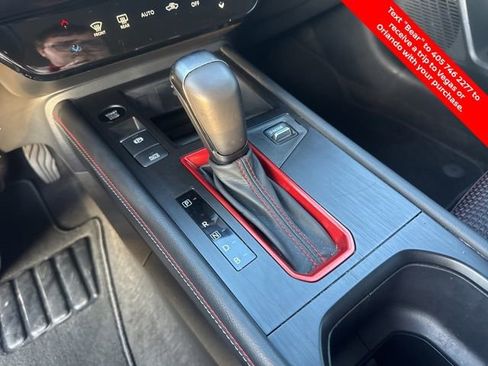 Certified 2025 Nissan Kicks SR image 23